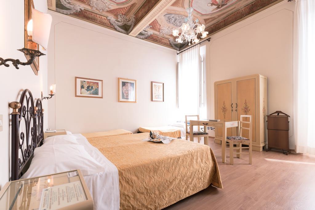 Europa Hotel 3*