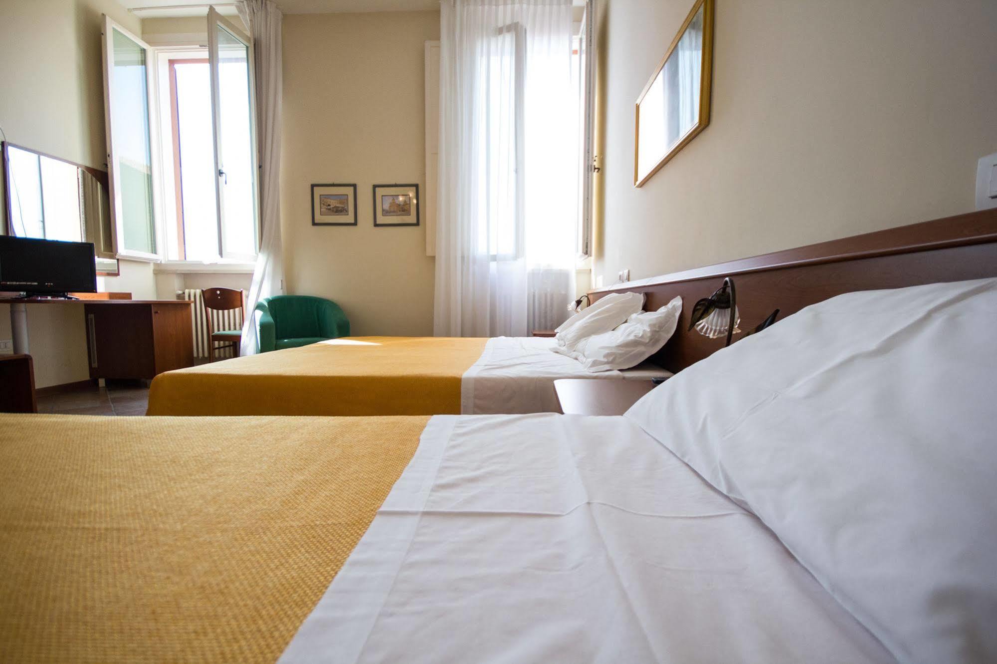 Europa Hotel 3*